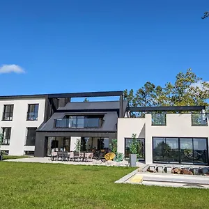 Dans Proche Rennes - Cuisine, Entree Independante Maison d'hôtes Laillé